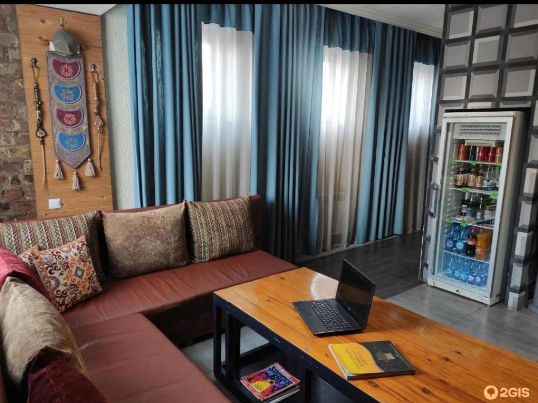 Hotel Strelets Bishkek Esterno foto